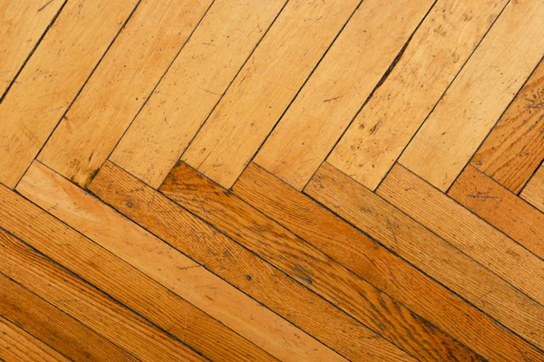 Reparación de parquet y suelos antiguos en Mutilva